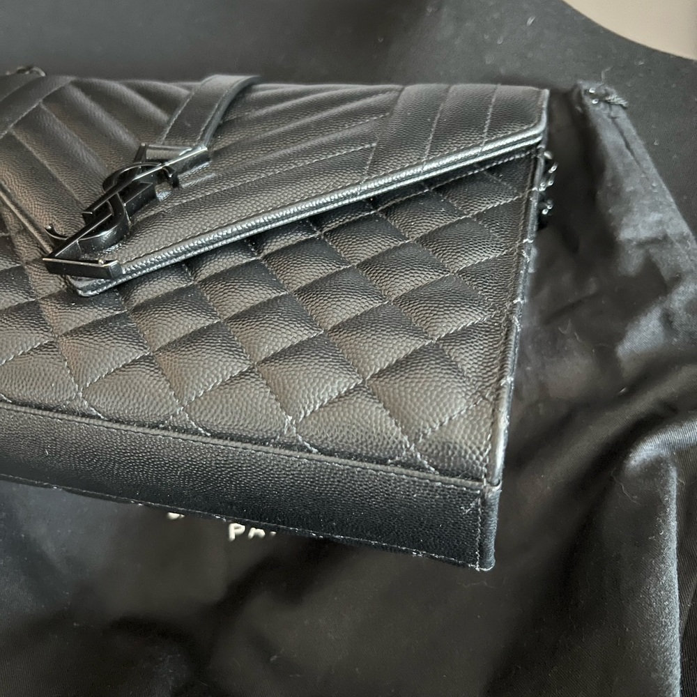 🌟 Authentic YSL bag - Picture 4 of 8